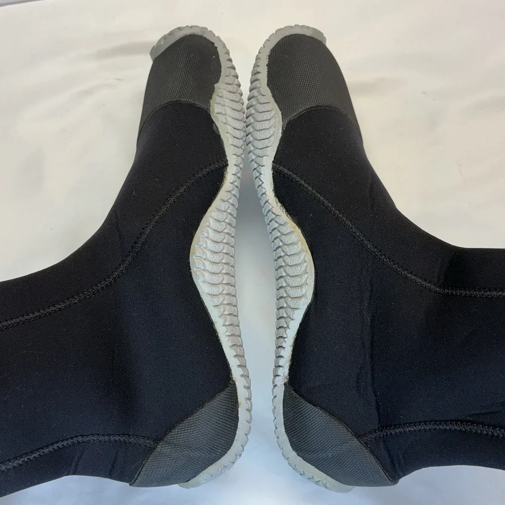 Chota Outdoor Gear River Runner Pull On Boots M 10 W 9 Water‎ Shoes NB300 Sports